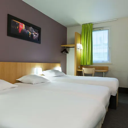 Enzo Nancy By Kyriad Direct Otel