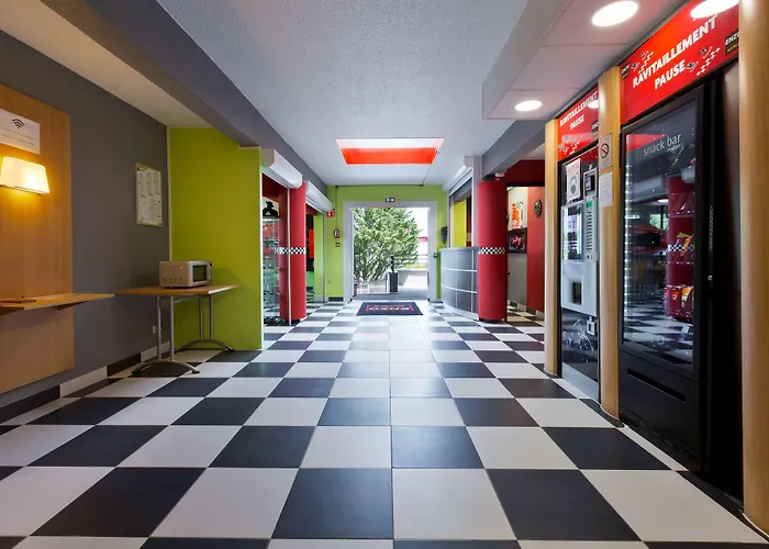 Enzo Nancy By Kyriad Direct Hotel